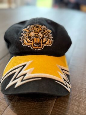Black and Yellow Tiger Embroidered Baseball Cap